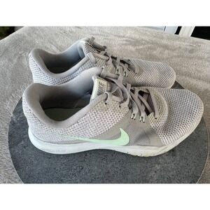 Nike Flex TR 8 Womens Size 8.5W Gray Training Shoes